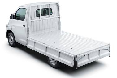 リヤスタイリング DX“Xエディション”(4WD)・4A/T