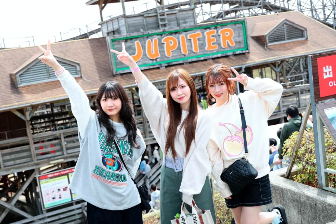 木製コースター ジュピター Photo