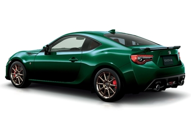 特別仕様車 GT“British Green Limited”